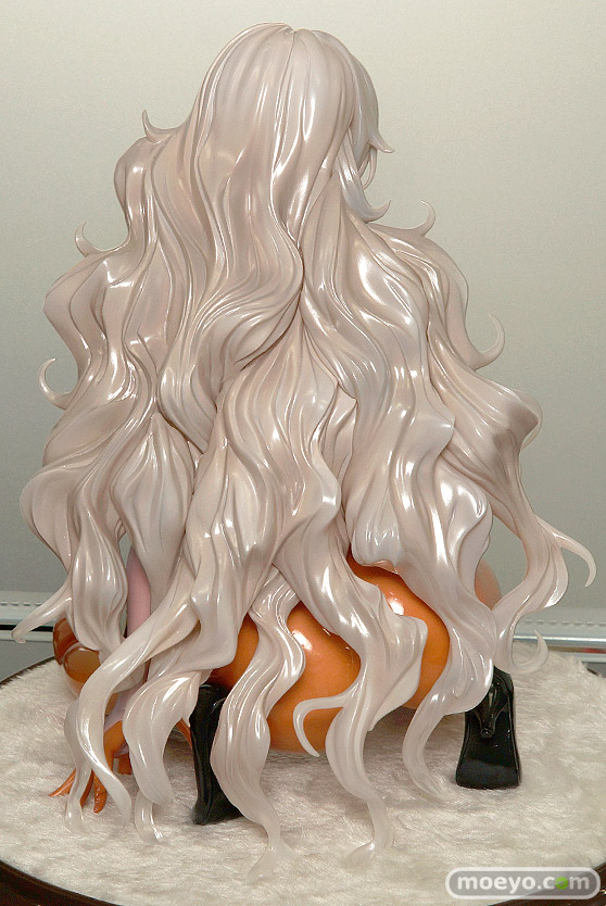 花畑と美少女のとなりの家のアネットさん（仮）の新作フィギュア彩色サンプル画像04