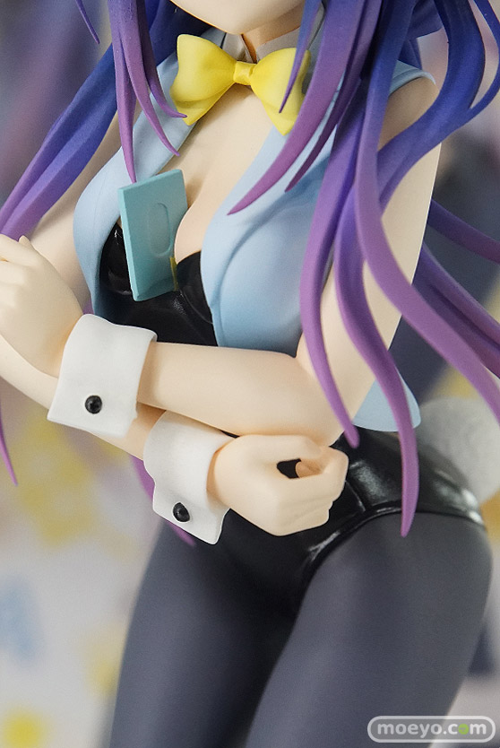 秋葉原の新作フィギュア展示の様子02