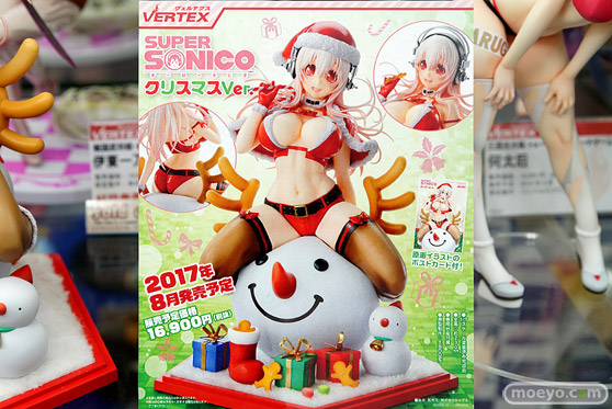 秋葉原の2017年ゴールデンウィーク中の新作フィギュア展示の様子33