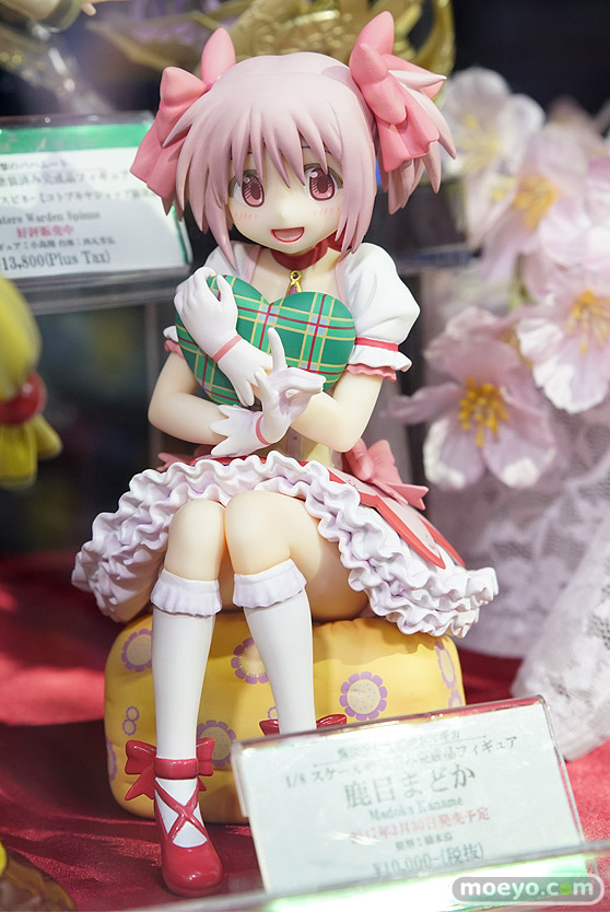 秋葉原の2017年ゴールデンウィーク中の新作フィギュア展示の様子20