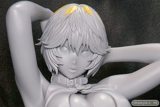 花畑と美少女の寄性獣医・鈴音 有菌鈴音の新作フィギュア原型画像05