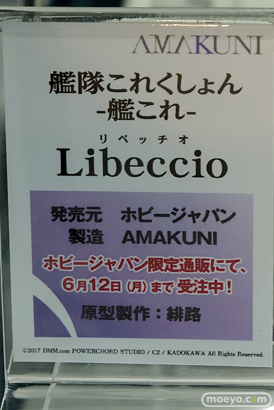 秋葉原の新作フィギュアの展示の様子07