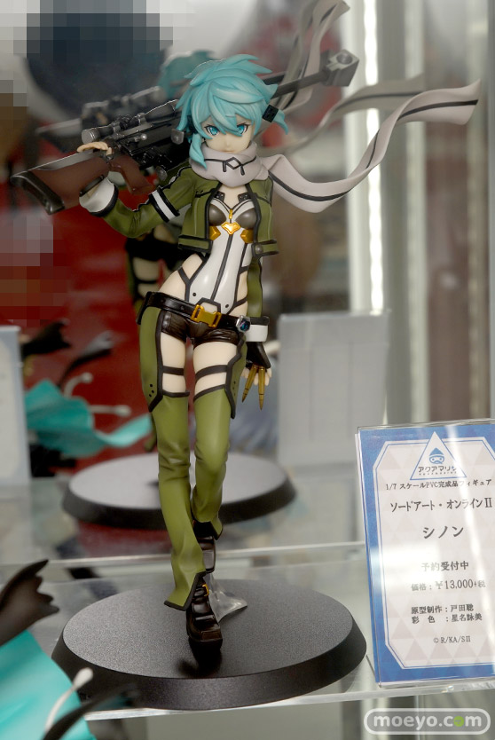 秋葉原の新作フィギュア展示の様子01