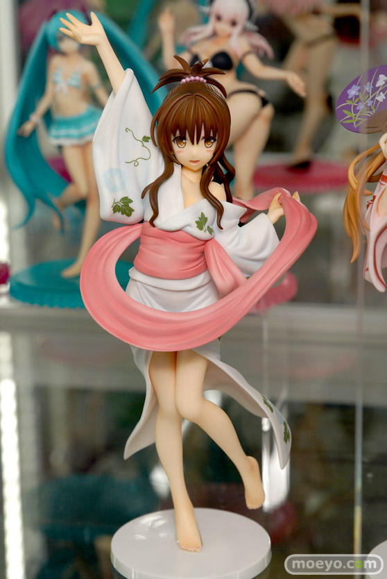 秋葉原の新作フィギュア展示の様子09