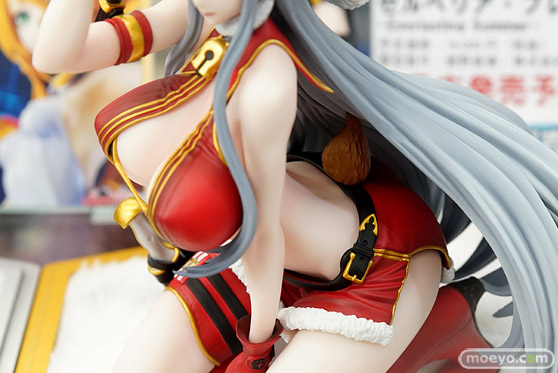 秋葉原の新作フィギュア展示の様子33