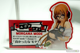 秋葉原の新作フィギュア展示の様子03