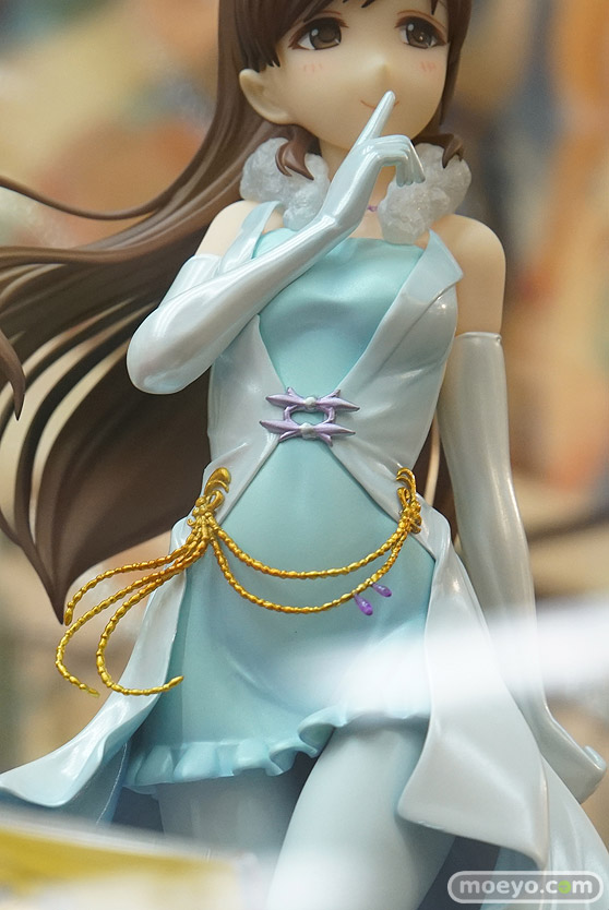 秋葉原の新作フィギュアサンプル展示の様子10