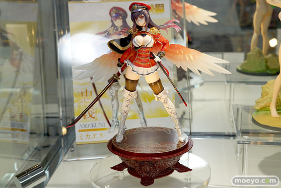 秋葉原の新作フィギュアサンプル展示の様子04