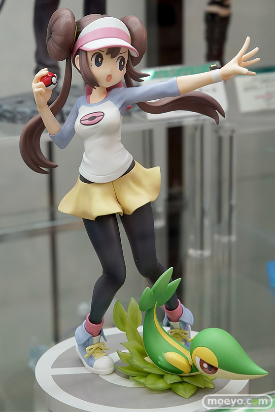 秋葉原新作フィギュア展示の様子09