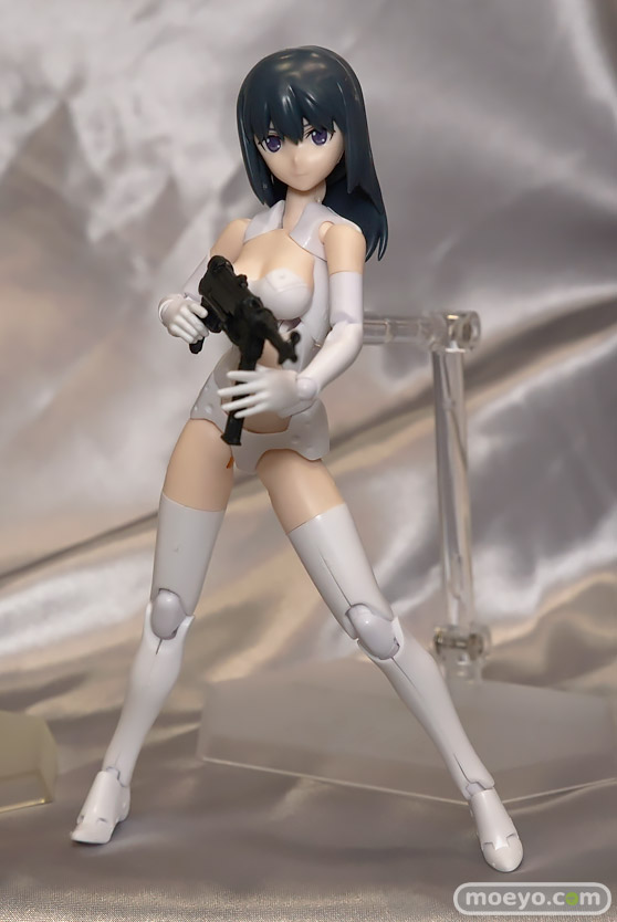 画像　サンプル　レビュー　フィギュア　【トレジャーフェスタin有明17】　OM規格 White Noise 鶴の館 05