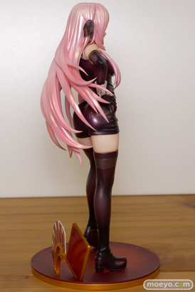 マックスファクトリーの初音ミク -Project DIVA- F 2nd 巡音ルカ テンプテーションVer.の新作フィギュア彩色サンプル画像04