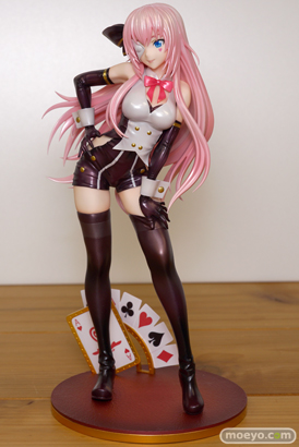 マックスファクトリーの初音ミク -Project DIVA- F 2nd 巡音ルカ テンプテーションVer.の新作フィギュア彩色サンプル画像09