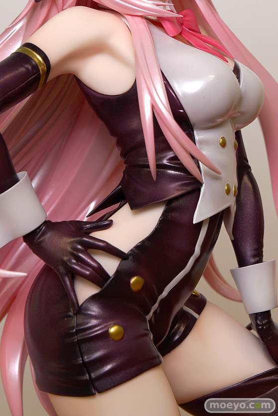 マックスファクトリーの初音ミク -Project DIVA- F 2nd 巡音ルカ テンプテーションVer.の新作フィギュア彩色サンプル画像15