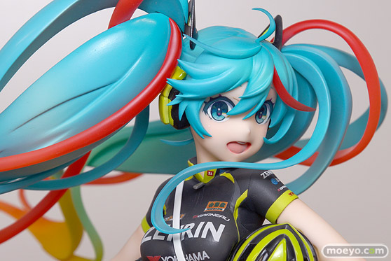 マックスファクトリーの初音ミクGTプロジェクト レーシングミク 2016 TeamUKYO応援Ver. の新作フィギュア彩色サンプル画像12