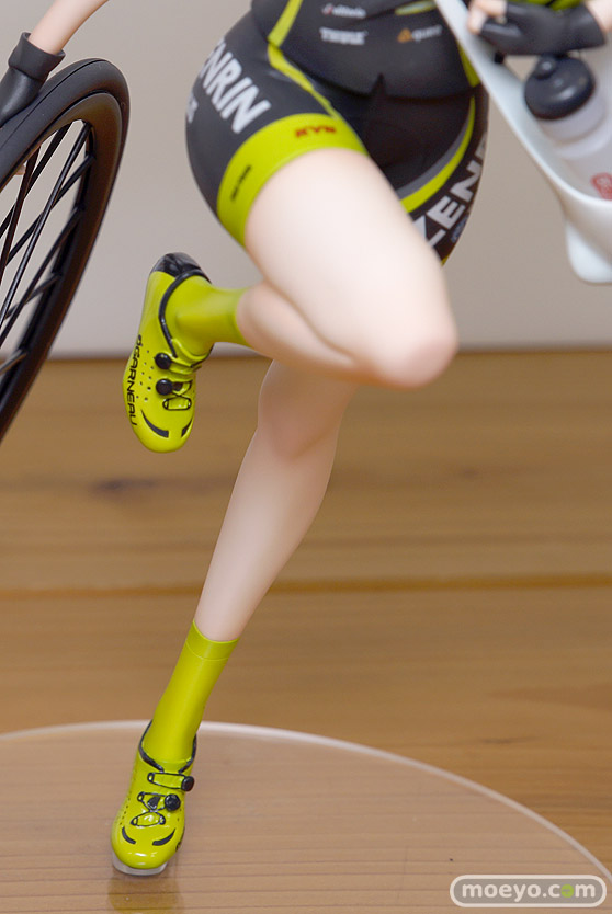 マックスファクトリーの初音ミクGTプロジェクト レーシングミク 2016 TeamUKYO応援Ver. の新作フィギュア彩色サンプル画像20