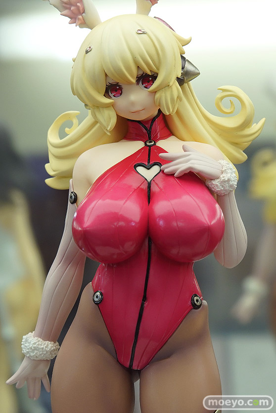カルミアプロジェクトの星空のバビロン 迫り来るコズミックすけべおねぇさんズ バニーガール型コズミックレイス ウサ子の新作フィギュア彩色キャストオフサンプル展示画像05