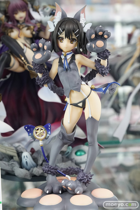 秋葉原の新作フィギュア展示の様子06