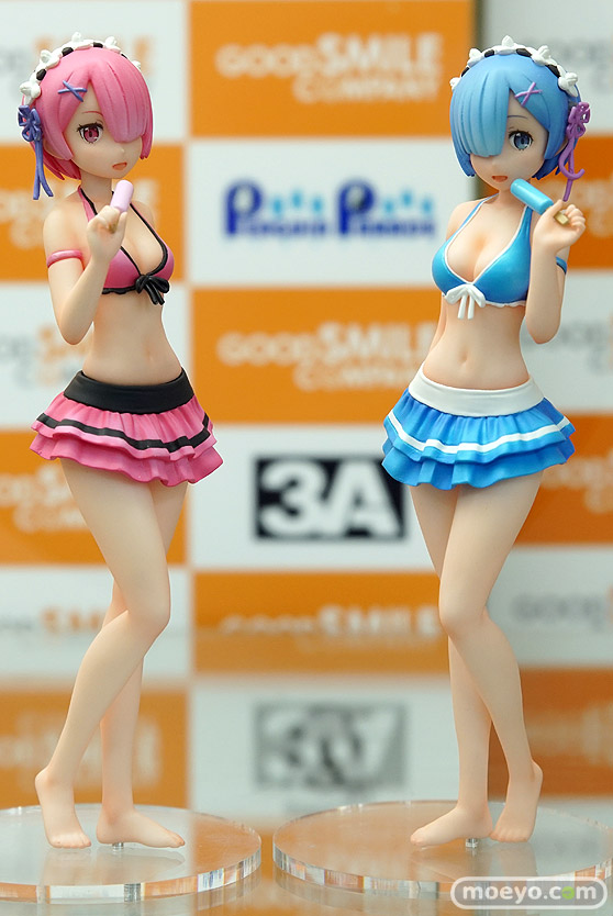 秋葉原の新作フィギュア展示の様子08