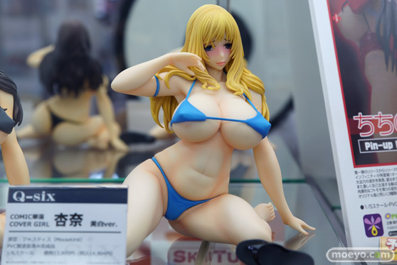 秋葉原の新作フィギュア展示の様子18