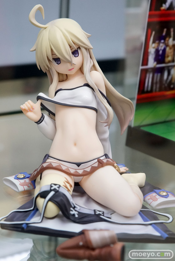 秋葉原での新作フィギュア展示の様子14