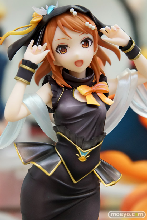 秋葉原での新作フィギュア展示の様子18