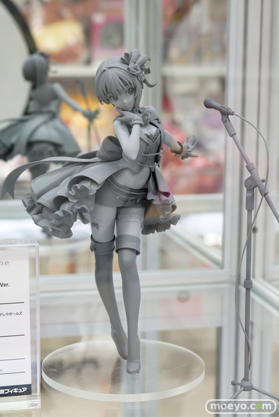 秋葉原での新作フィギュア展示の様子20
