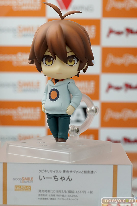 秋葉原の新作フィギュア展示の様子24