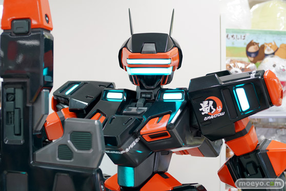 秋葉原の新作フィギュア展示の様子02