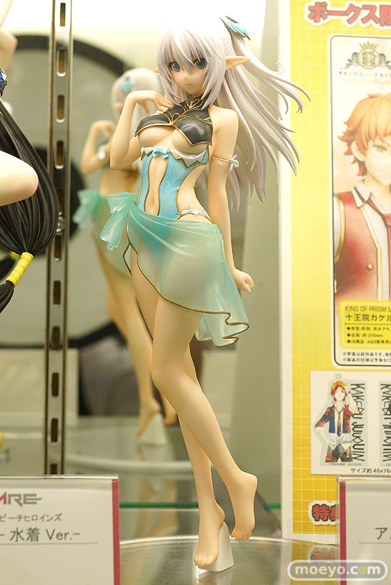 秋葉原の新作フィギュア展示の様子15