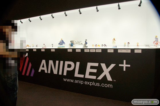 C3AFA TOKYO 2017でのアニプレックスプラス5周年記念フィギュア展示の様子01