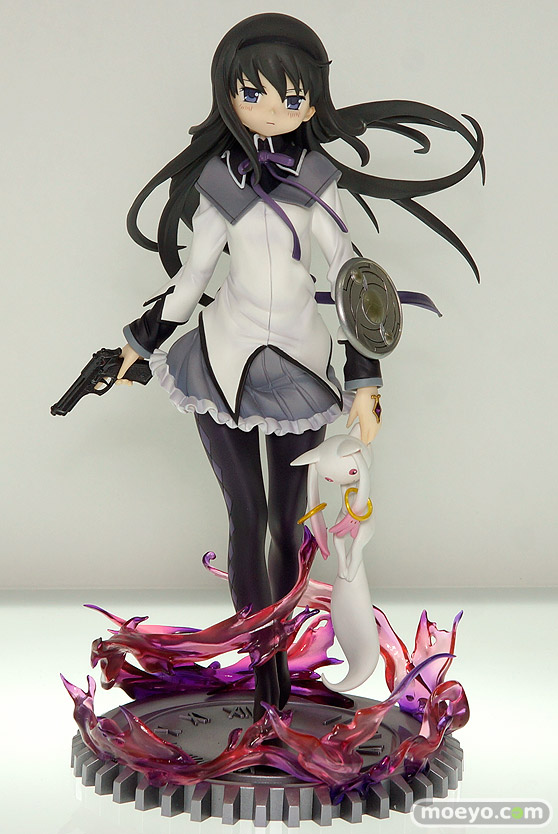 C3AFA TOKYO 2017でのアニプレックスプラス5周年記念フィギュア展示の様子07