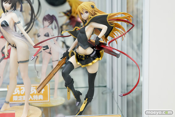 秋葉原の新作フィギュア展示の様子07