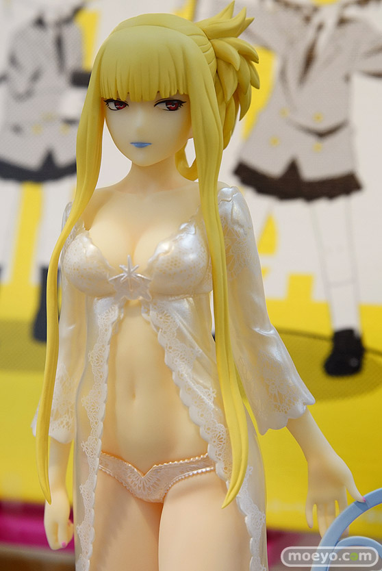 秋葉原の新作フィギュア展示の様子16