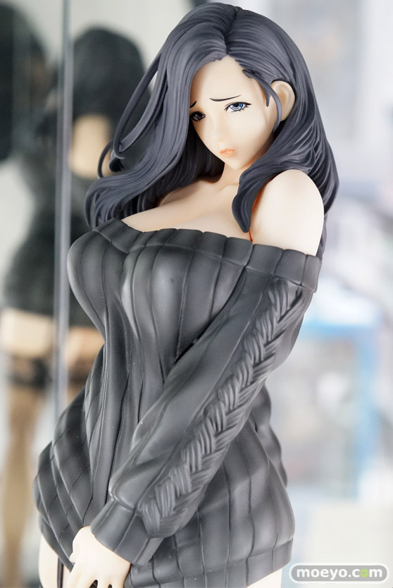 秋葉原の新作フィギュア展示の様子24