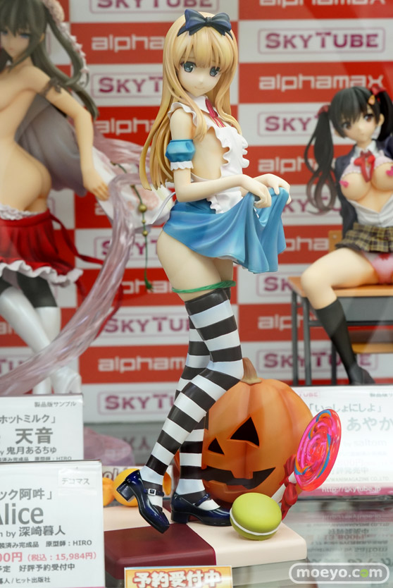 秋葉原の新作フィギュア展示の様子40