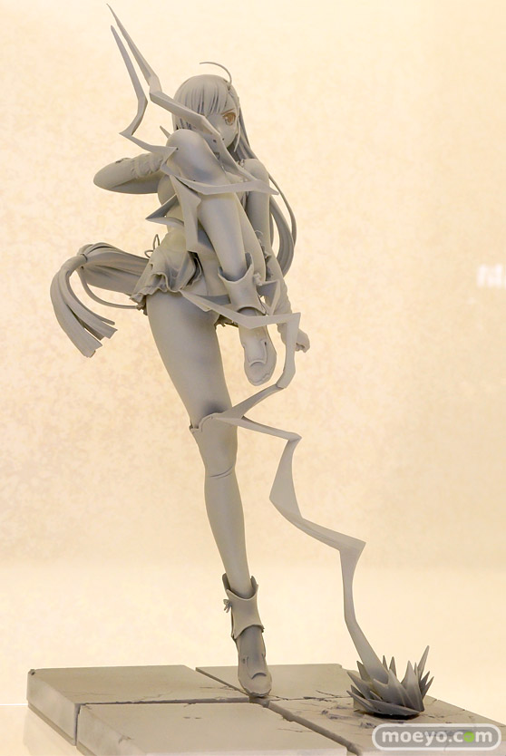 アクアマリンのブレードアークス from シャイニングEX 白き雲龍 パイロンの新作フィギュア原型画像02