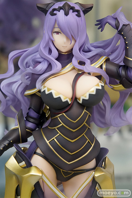 秋葉原の新作フィギュア展示の様子05