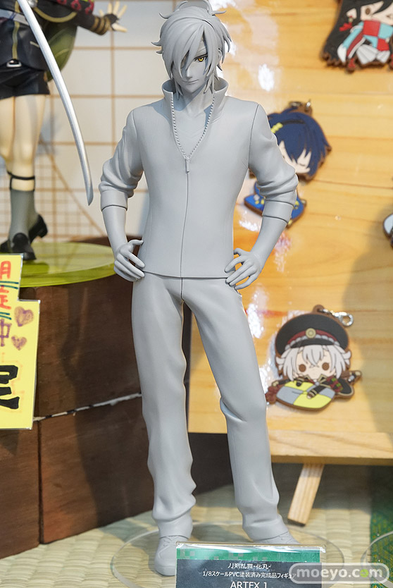 秋葉原の新作フィギュア展示の様子13