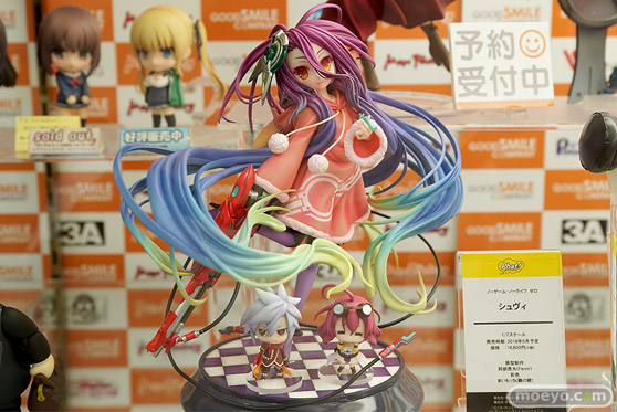 秋葉原の新作フィギュア展示の様子25