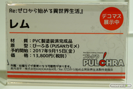 秋葉原の新作フィギュア展示の様子03