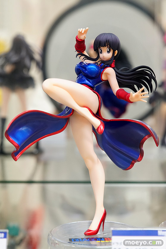 秋葉原の新作フィギュア展示の様子09