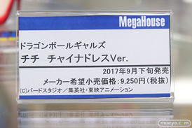 秋葉原の新作フィギュア展示の様子11