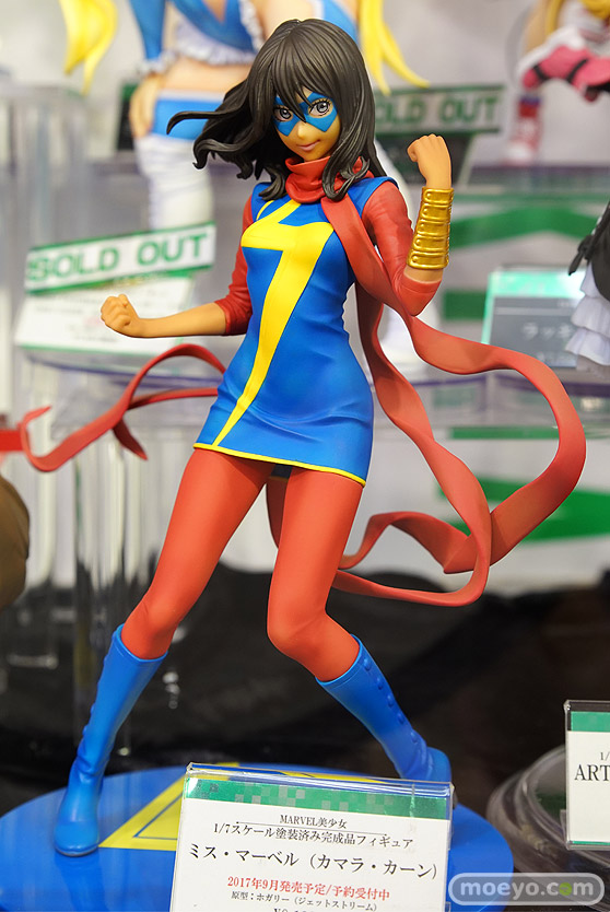 秋葉原の新作フィギュア展示の様子22