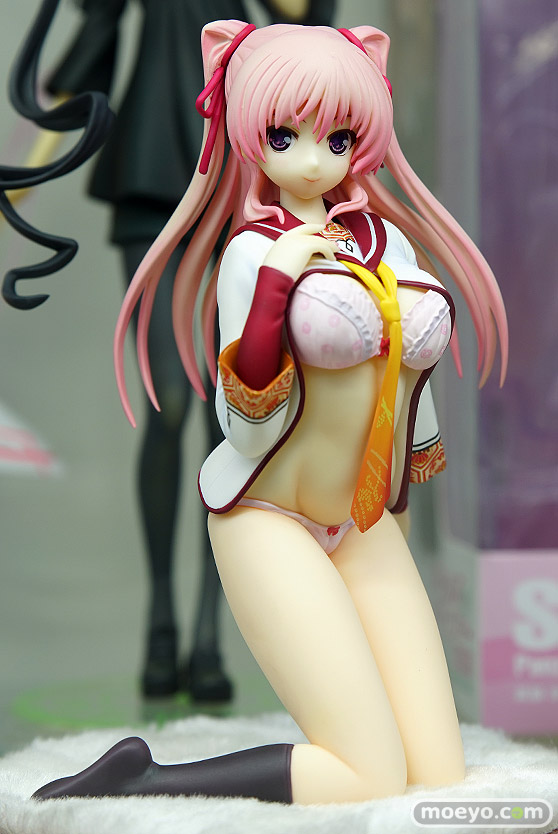 秋葉原の新作フィギュア展示の様子28