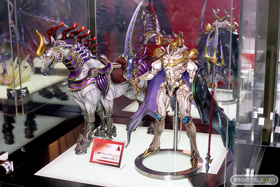 TGS2017のスクウェア・エニックスの新作フィギュア展示の様子09