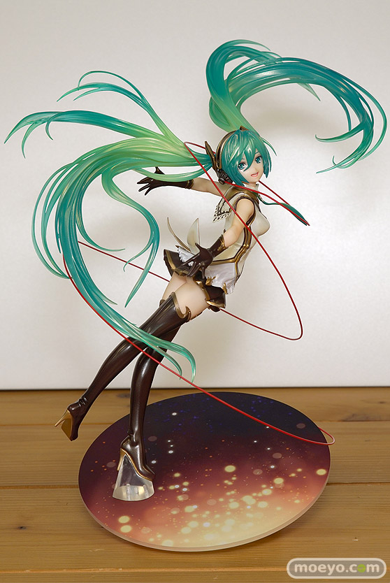 マックスファクトリーの初音ミク ウィンターヒロインVer.の新作フィギュア彩色サンプル画像01