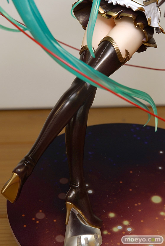 マックスファクトリーの初音ミク ウィンターヒロインVer.の新作フィギュア彩色サンプル画像15