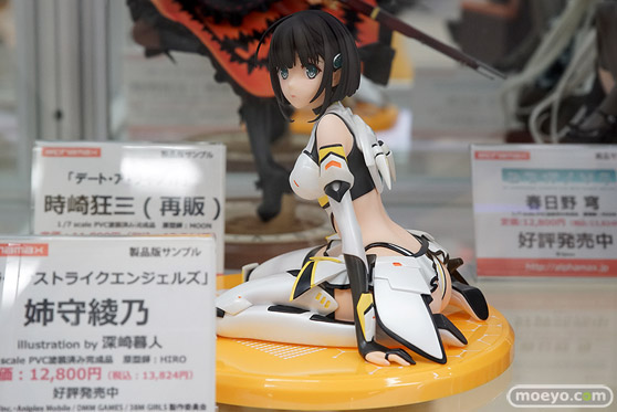 秋葉原の新作フィギュア展示の様子12