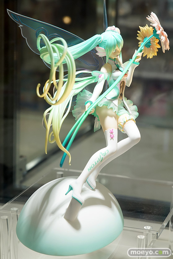 ホビージャパンのレーシングミク2017Ver.の新作フィギュア彩色サンプル撮り下ろし画像02"