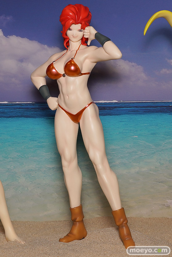 ｷｬﾗﾎﾋﾞのon the beachのガンダム美少女水着フィギュア展示の様子03